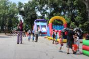 Inflatables & Stilt Walker